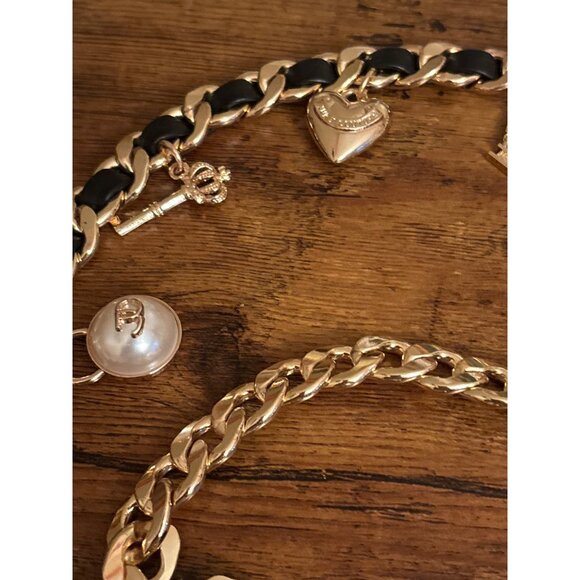 Juicy Couture Gold-Tone & Black Charm Link Dangle Belt M/L Heart Crown Key - Picture 6 of 12